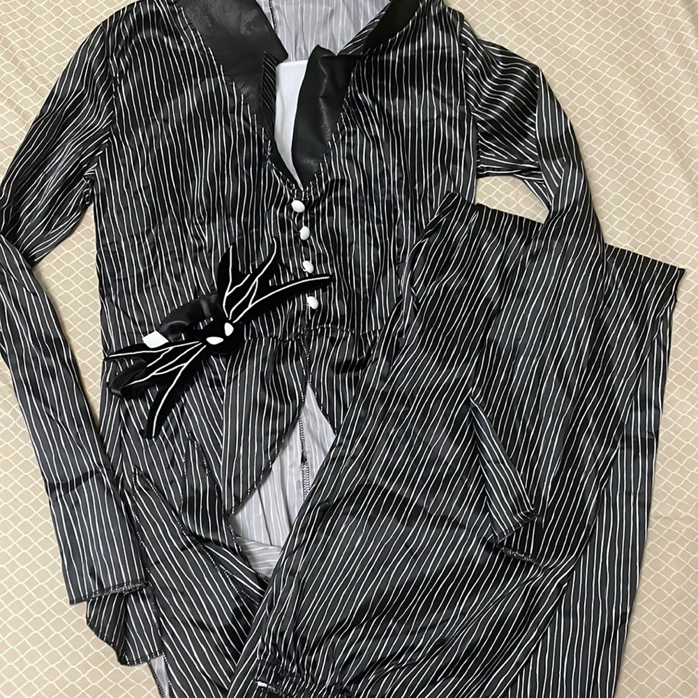 Women’s Jack Skellington Deluxe Adult Costume